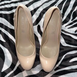 Nude Aldo 6M platform pump!